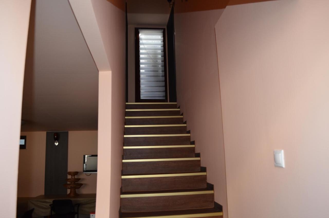 Holdfenyszallas Bed & Breakfast Szeged Exterior photo