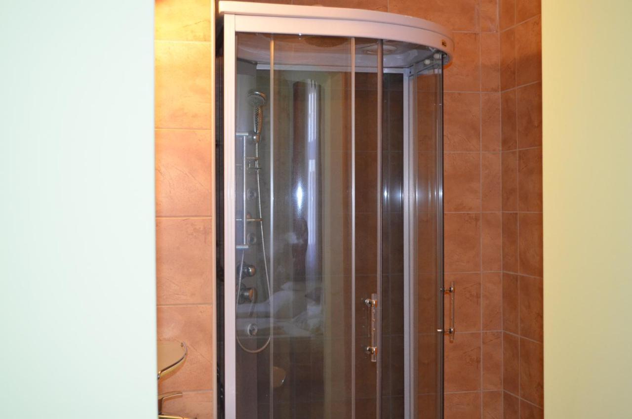 Holdfenyszallas Bed & Breakfast Szeged Exterior photo