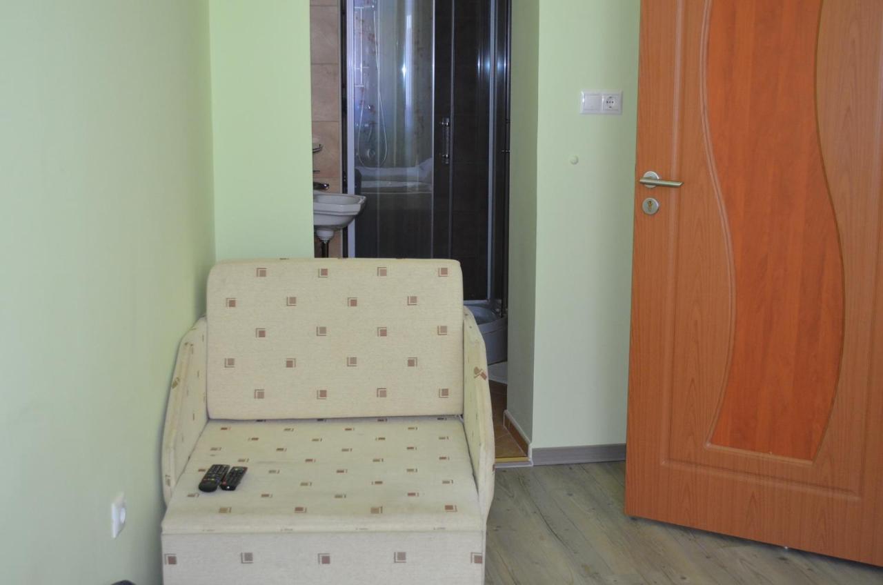 Holdfenyszallas Bed & Breakfast Szeged Exterior photo