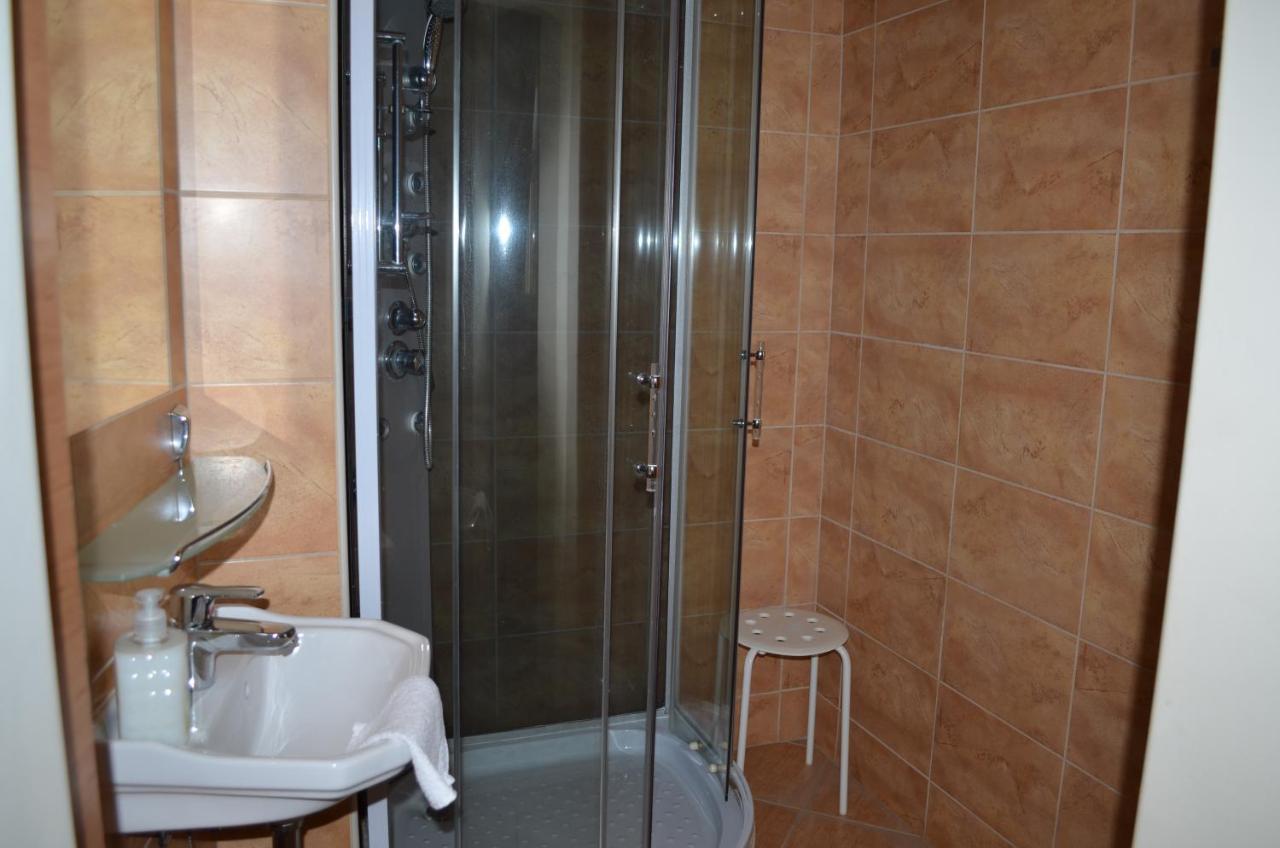 Holdfenyszallas Bed & Breakfast Szeged Exterior photo