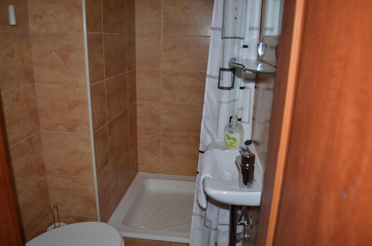 Holdfenyszallas Bed & Breakfast Szeged Exterior photo