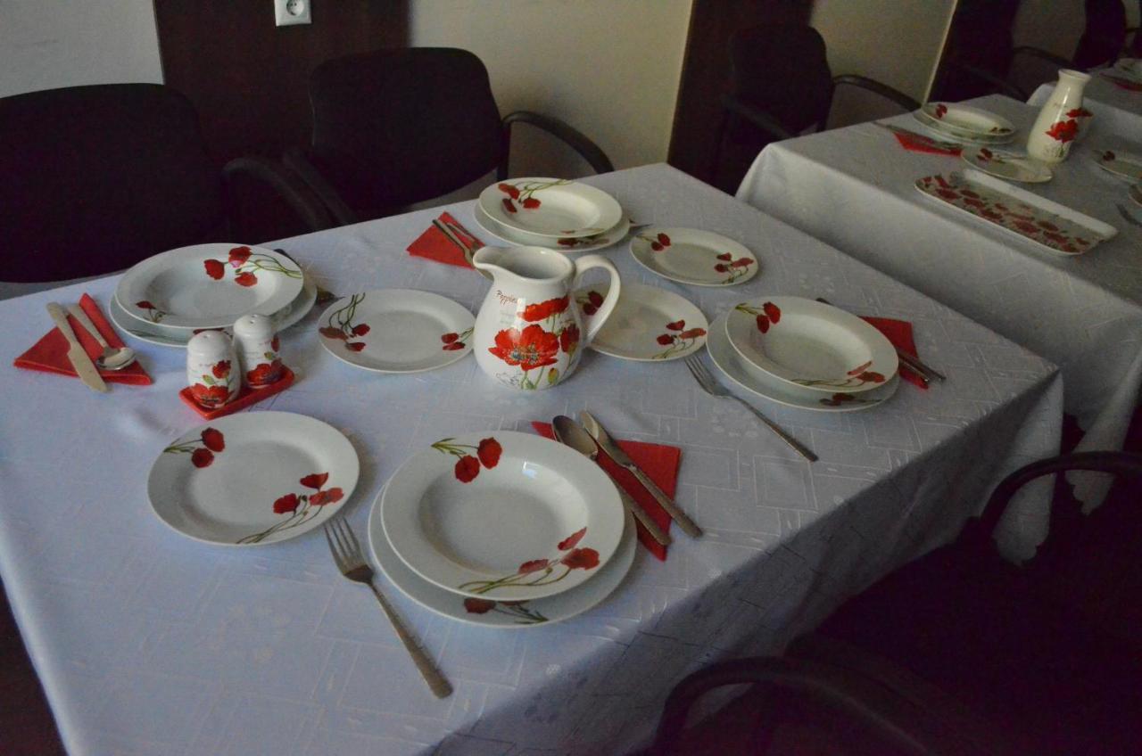 Holdfenyszallas Bed & Breakfast Szeged Exterior photo